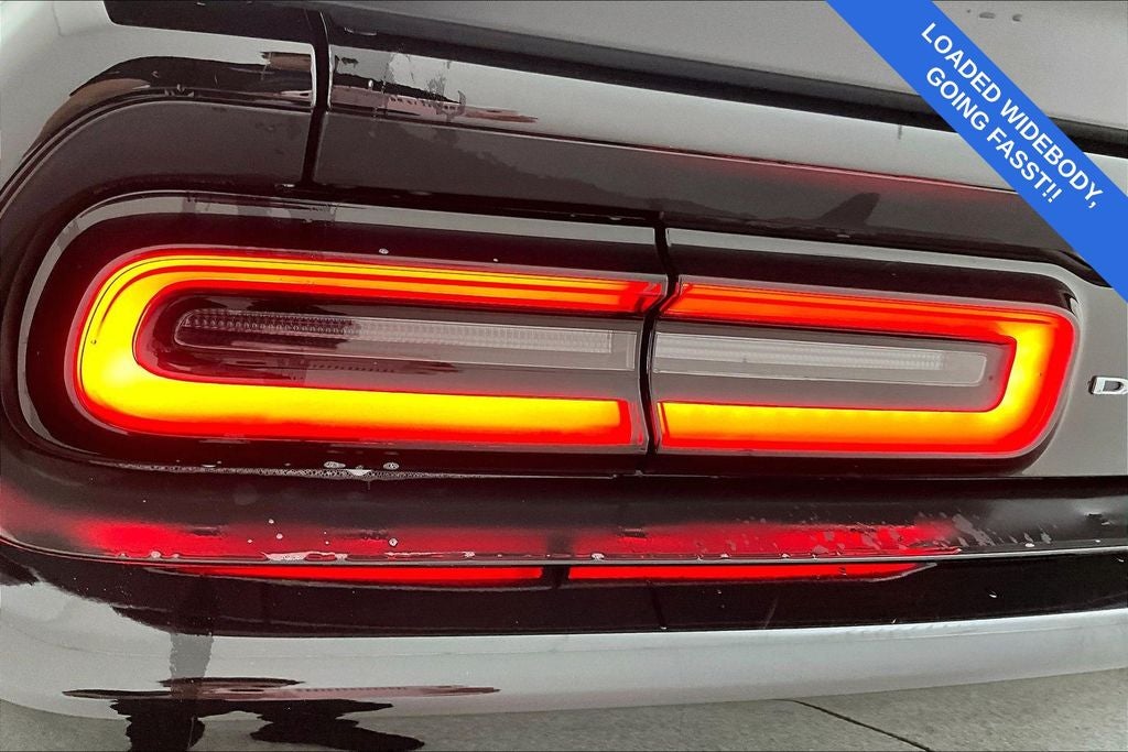 2022 Dodge Challenger R/T Scat Pack Widebody