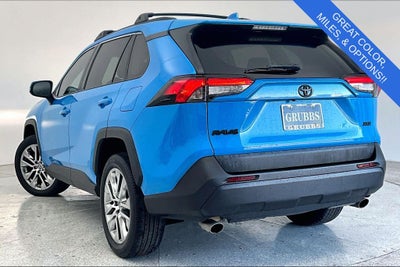 2021 Toyota RAV4 XLE Premium