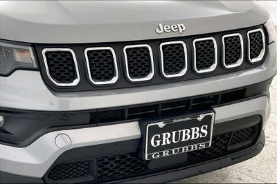 2024 Jeep Compass Latitude Lux