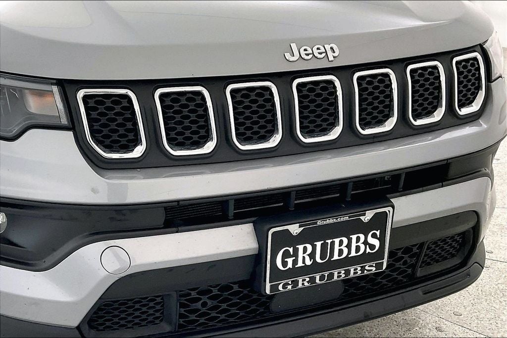 2024 Jeep Compass Latitude Lux