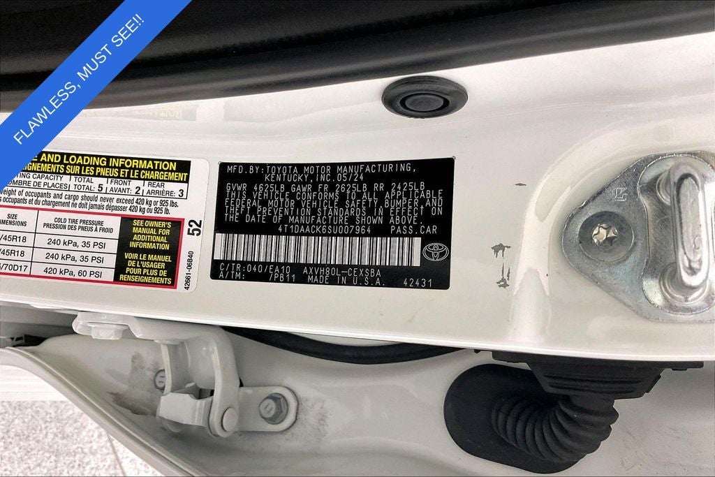 2025 Toyota Camry SE