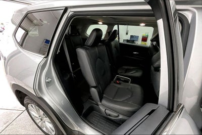 2024 Toyota Grand Highlander Platinum