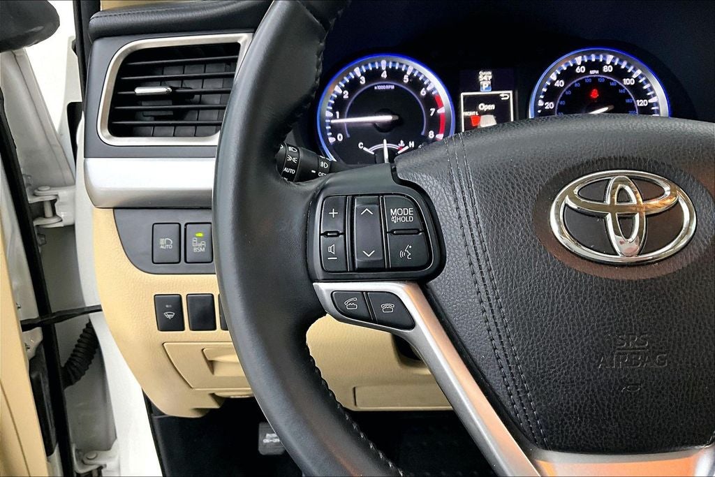 2016 Toyota Highlander Limited