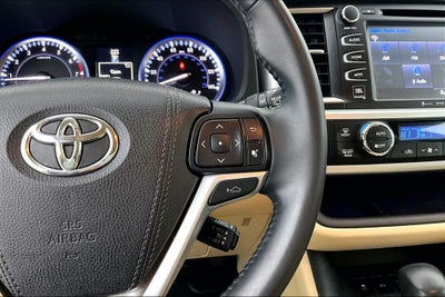 2016 Toyota Highlander Limited