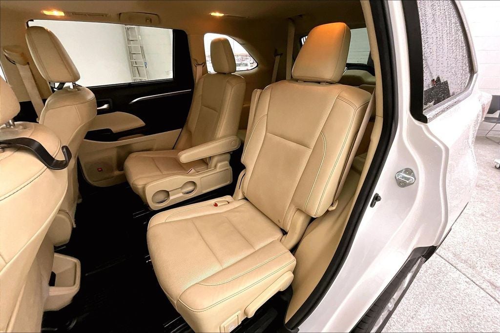 2016 Toyota Highlander Limited