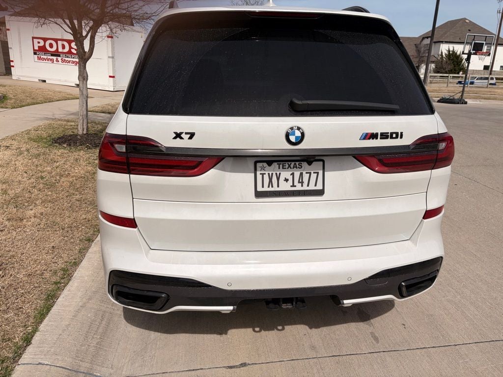 2022 BMW X7 M50i