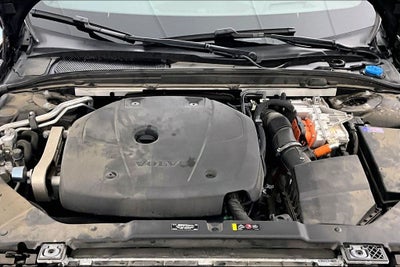 2022 Volvo S60 Recharge Plug-In Hybrid T8 Black Edition R-Design Extended Range
