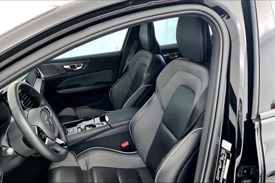 2022 Volvo S60 Recharge Plug-In Hybrid T8 Black Edition R-Design Extended Range