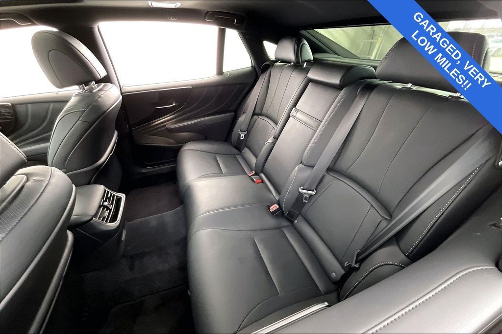 2022 Lexus LS 500 Base