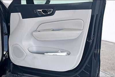 2018 Volvo XC60 T5 Momentum