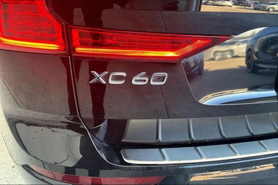 2018 Volvo XC60 T5 Momentum