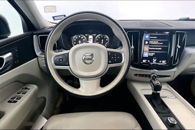 2018 Volvo XC60 T5 Momentum