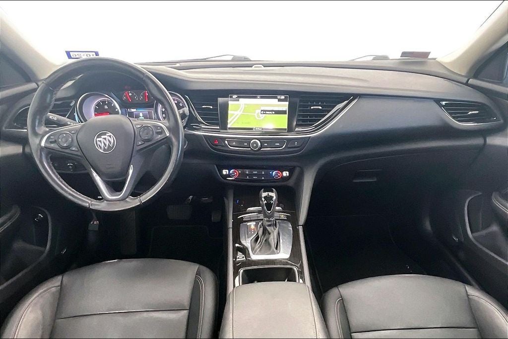 2018 Buick Regal TourX Essence