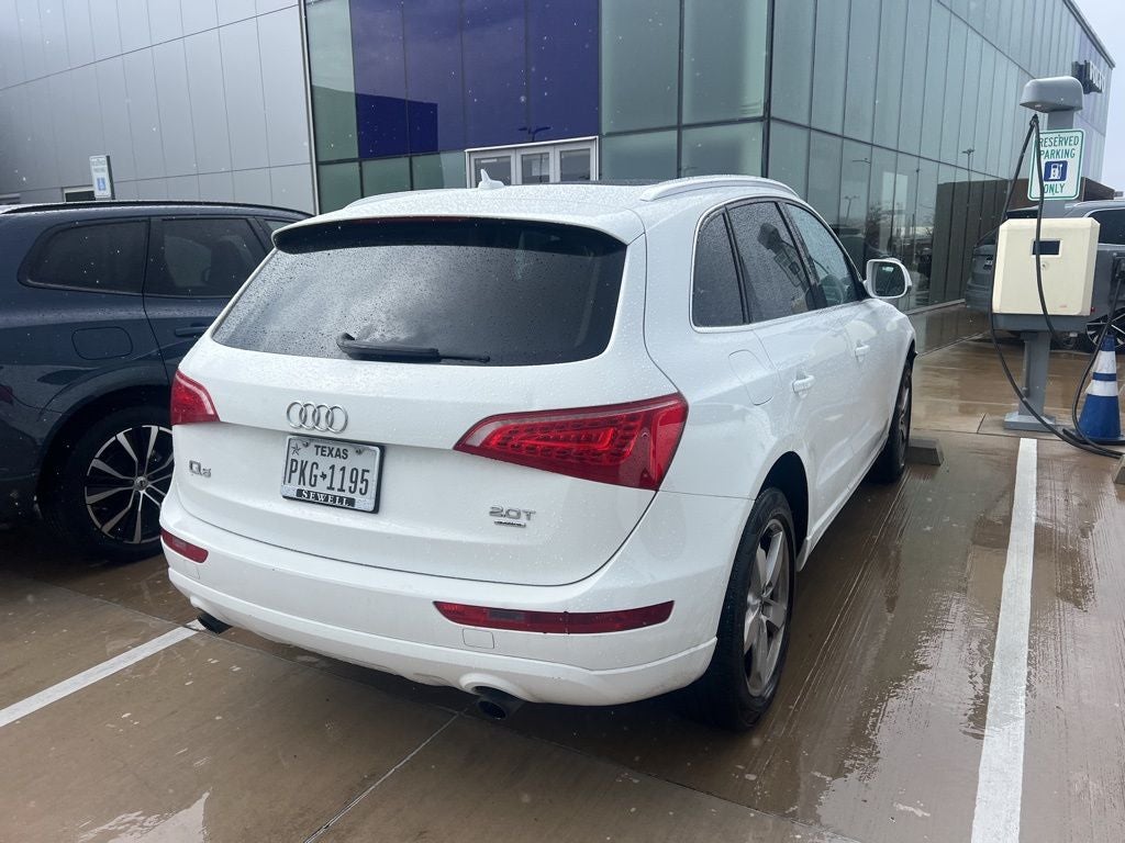 2011 Audi Q5 2.0T Premium quattro