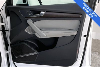 2024 Audi Q5 45 S line Premium quattro