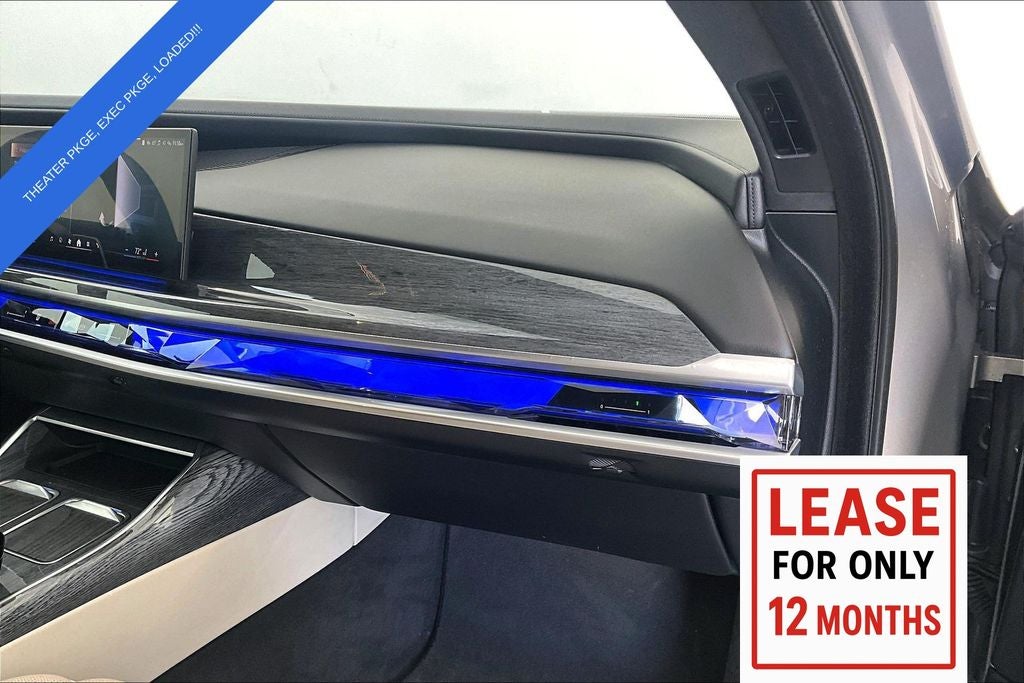 2023 BMW 7 Series 740i