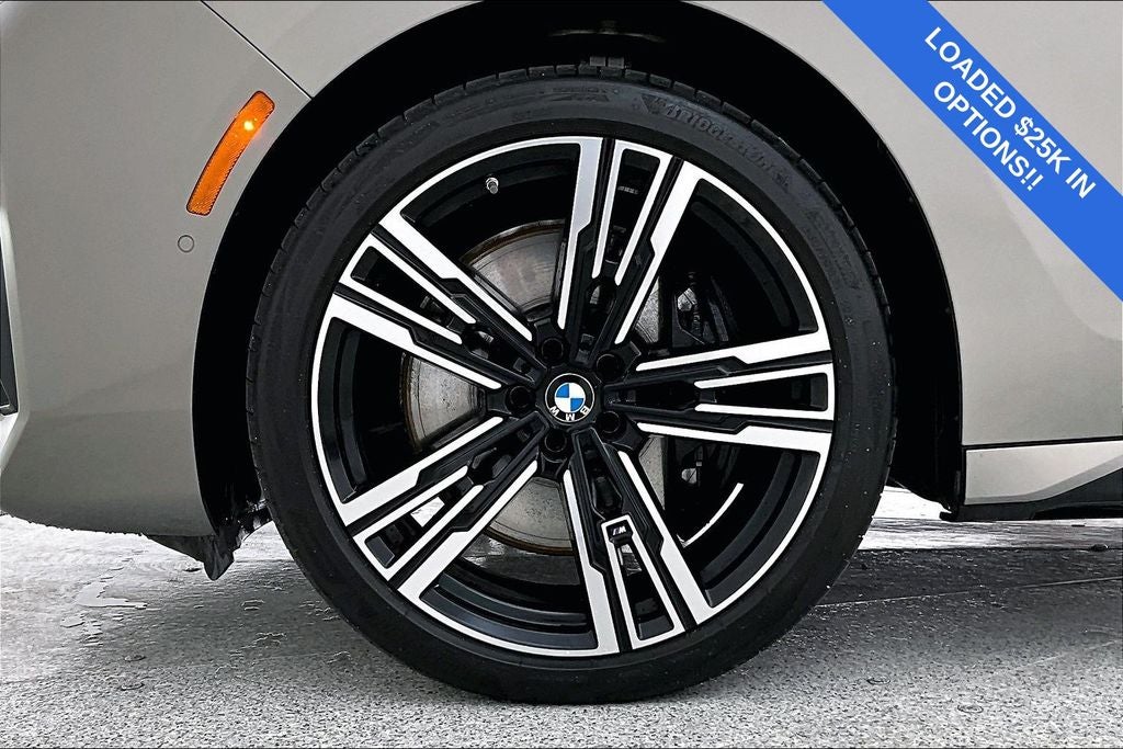 2025 BMW 7 Series 740i