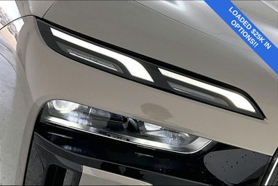 2025 BMW 7 Series 740i