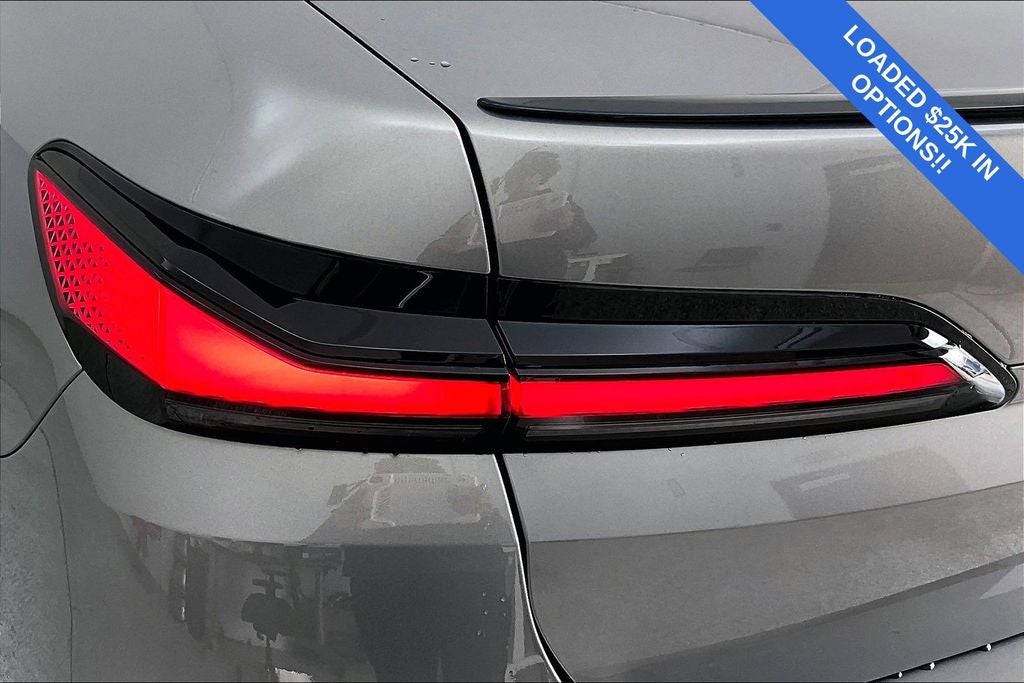 2025 BMW 7 Series 740i