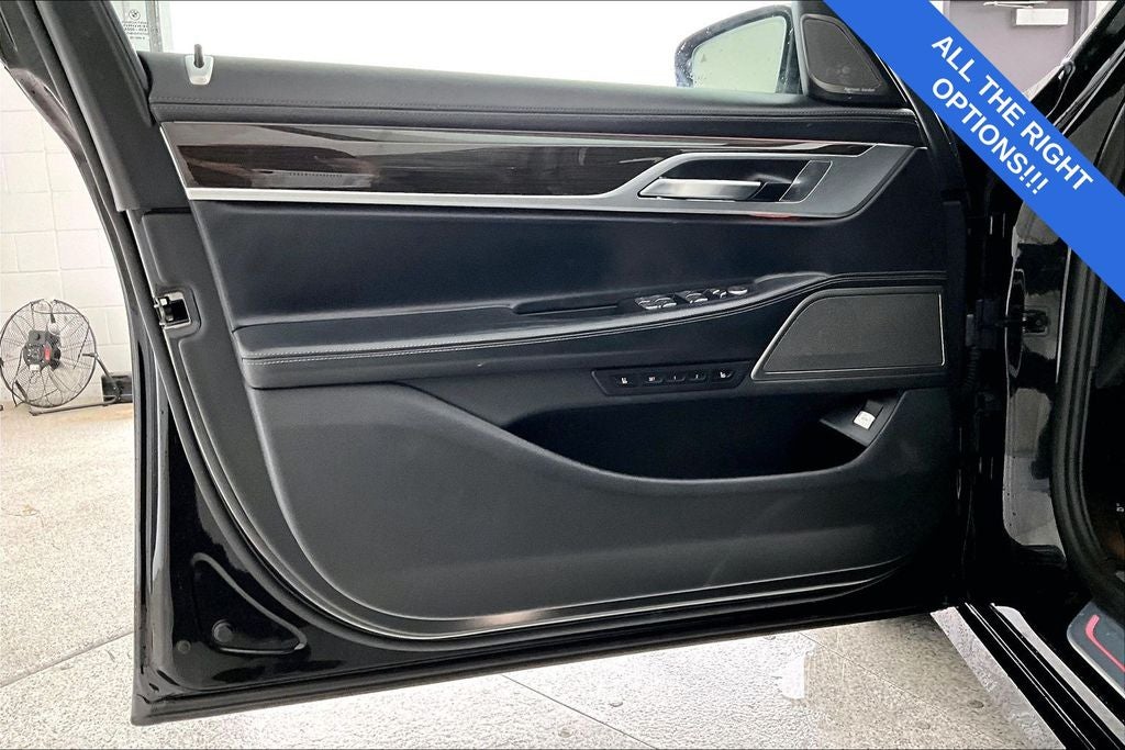 2022 BMW 7 Series 750i xDrive