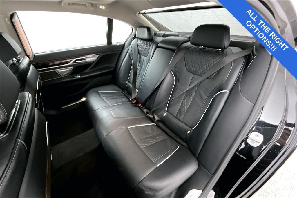 2022 BMW 7 Series 750i xDrive