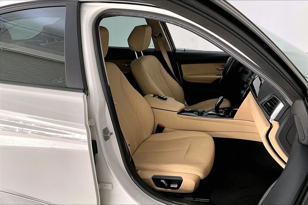 2018 BMW 3 Series 320i