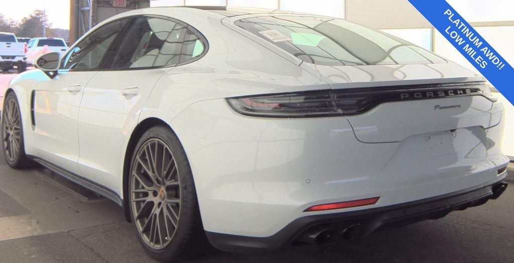 2022 Porsche Panamera 4 Platinum Edition