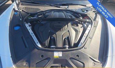 2022 Porsche Panamera 4 Platinum Edition