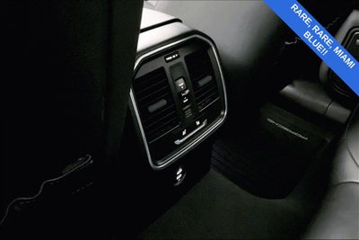 2022 Porsche Macan Base