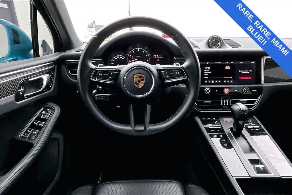 2022 Porsche Macan Base