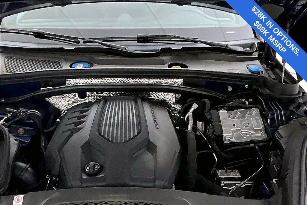 2023 Porsche Macan Base