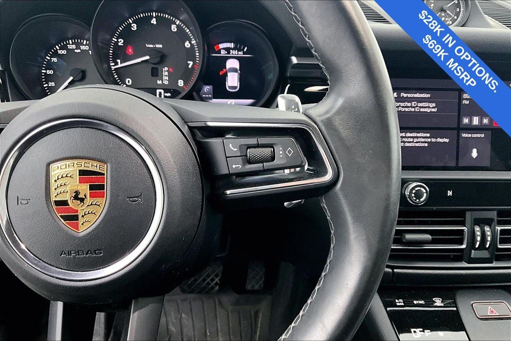 2023 Porsche Macan Base