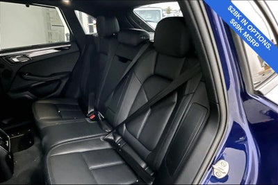 2023 Porsche Macan Base