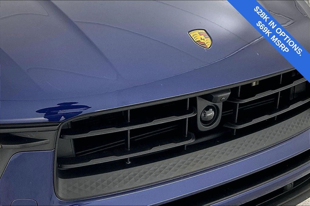 2023 Porsche Macan Base