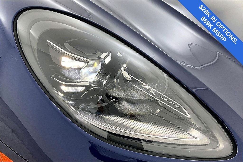 2023 Porsche Macan Base