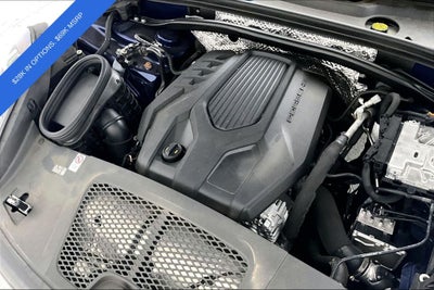 2023 Porsche Macan Base