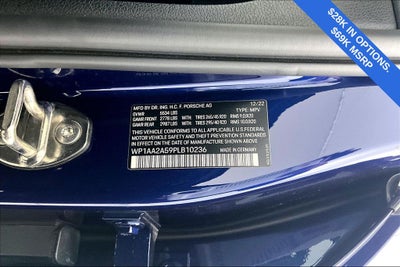 2023 Porsche Macan Base