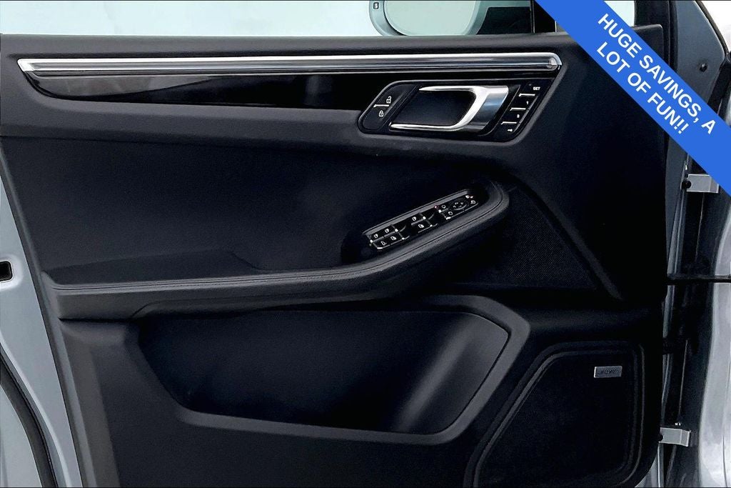 2020 Porsche Macan S