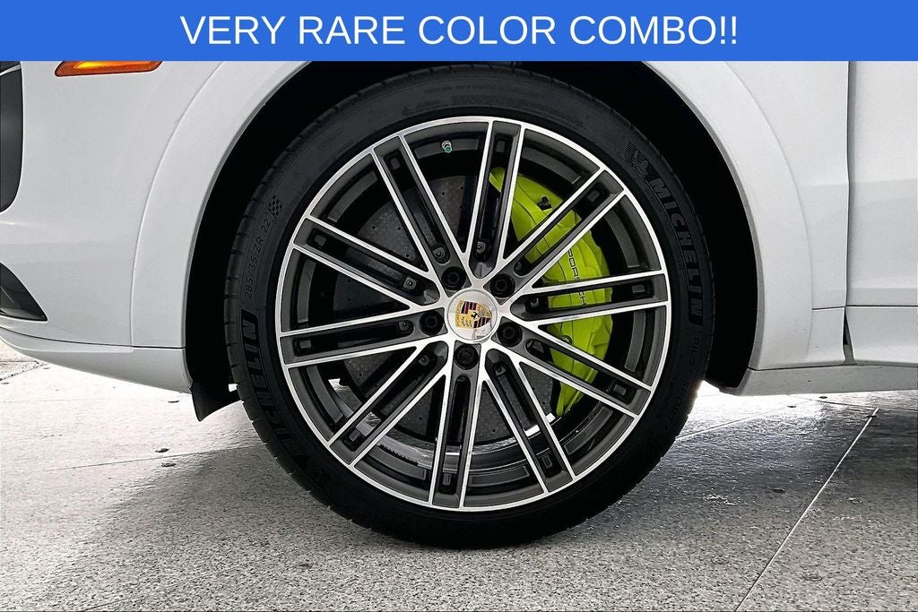 2022 Porsche Cayenne E-Hybrid Turbo S