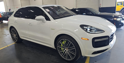 2022 Porsche Cayenne E-Hybrid Turbo S