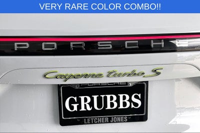 2022 Porsche Cayenne E-Hybrid Turbo S