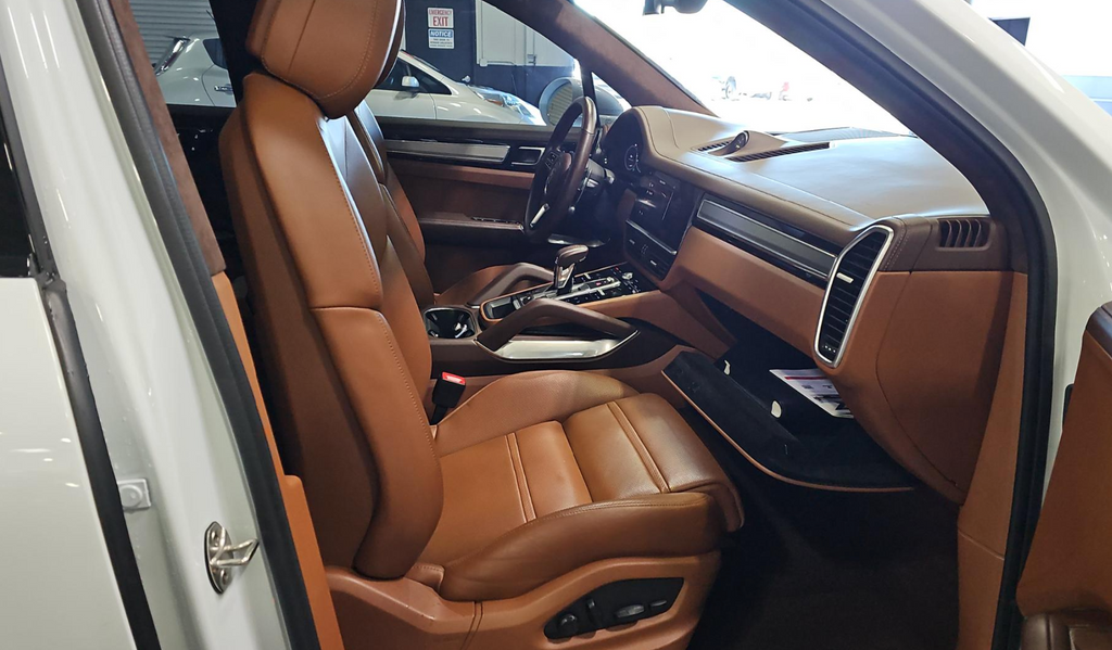 2022 Porsche Cayenne E-Hybrid Turbo S