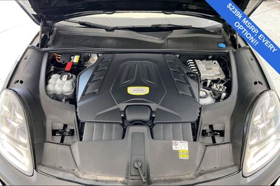 2023 Porsche Cayenne E-Hybrid Coupe Turbo S