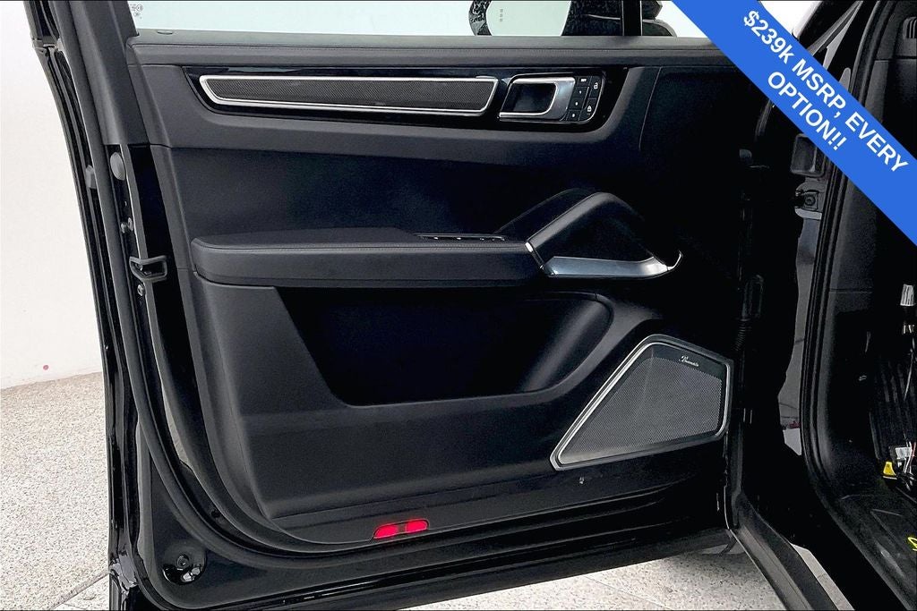 2023 Porsche Cayenne E-Hybrid Coupe Turbo S