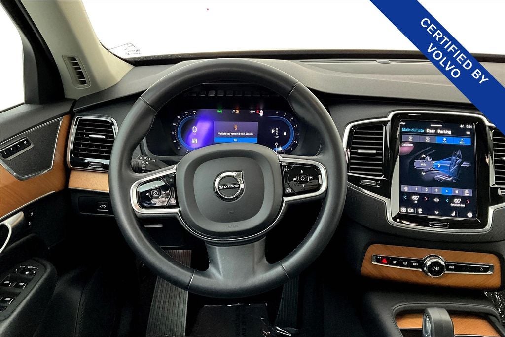 2023 Volvo XC90 B6 Plus 7-Seater