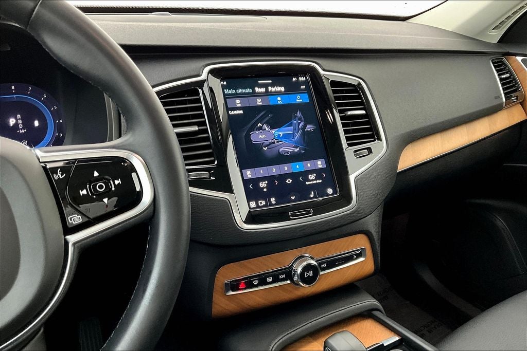 2023 Volvo XC90 B6 Plus 7-Seater