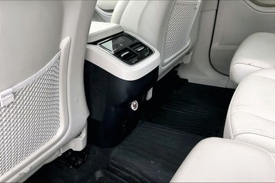 2019 Volvo XC90 T5 Momentum