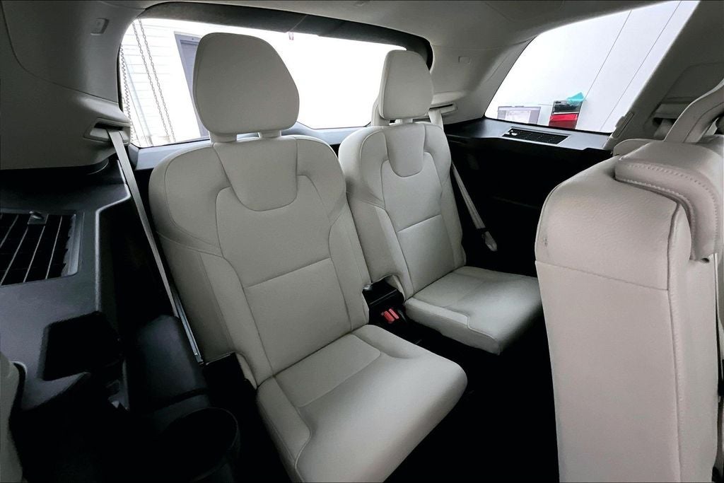 2019 Volvo XC90 T5 Momentum