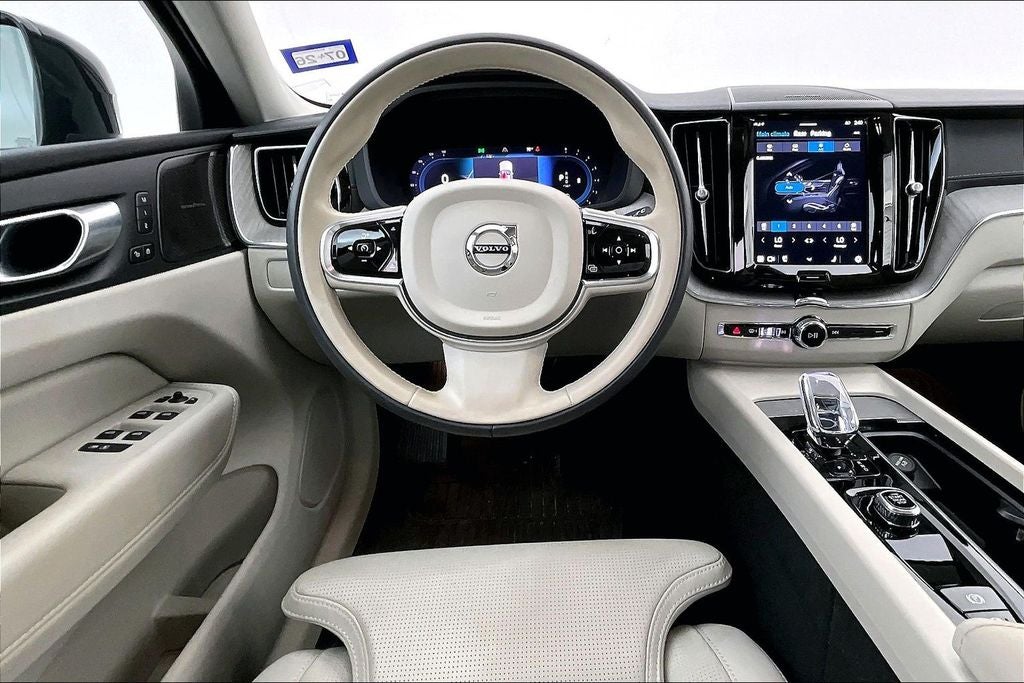 2018 Volvo XC60 T5 Momentum
