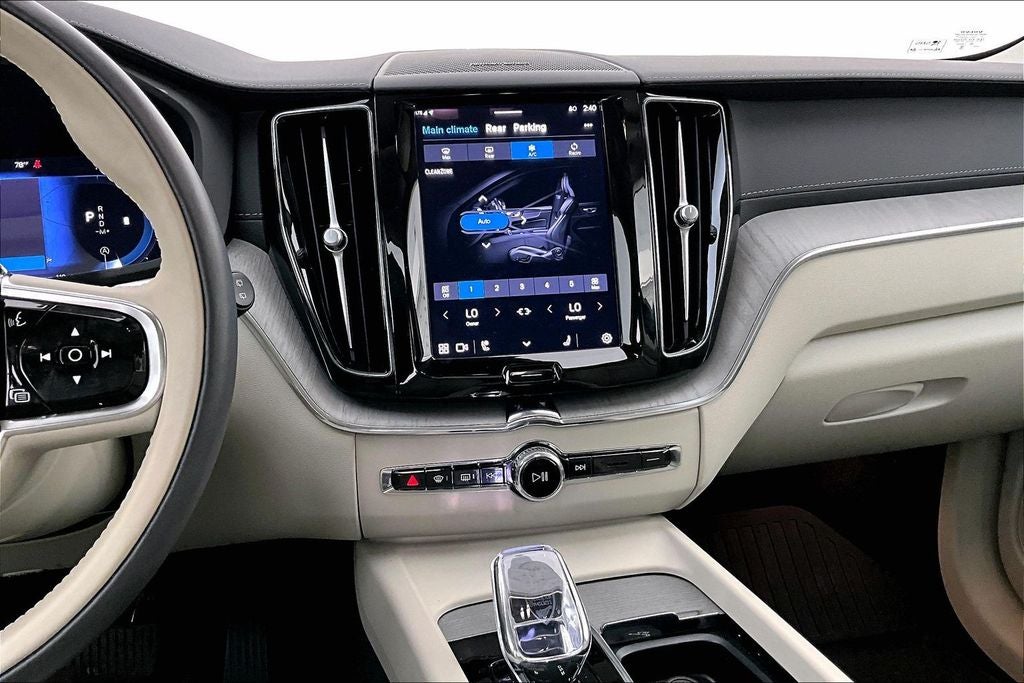 2018 Volvo XC60 T5 Momentum